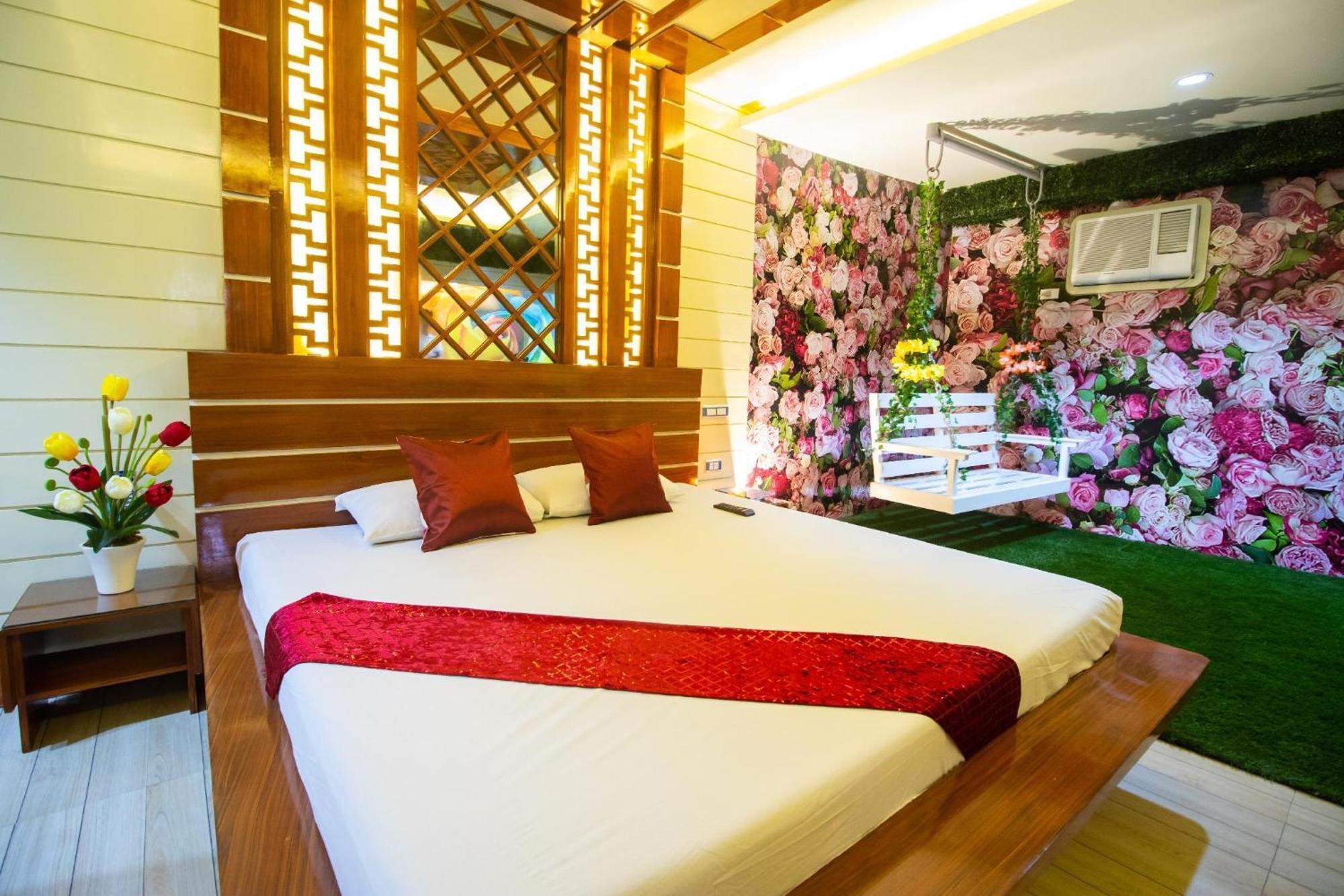Hotel Dreamworld Las Piñas Bagian luar foto